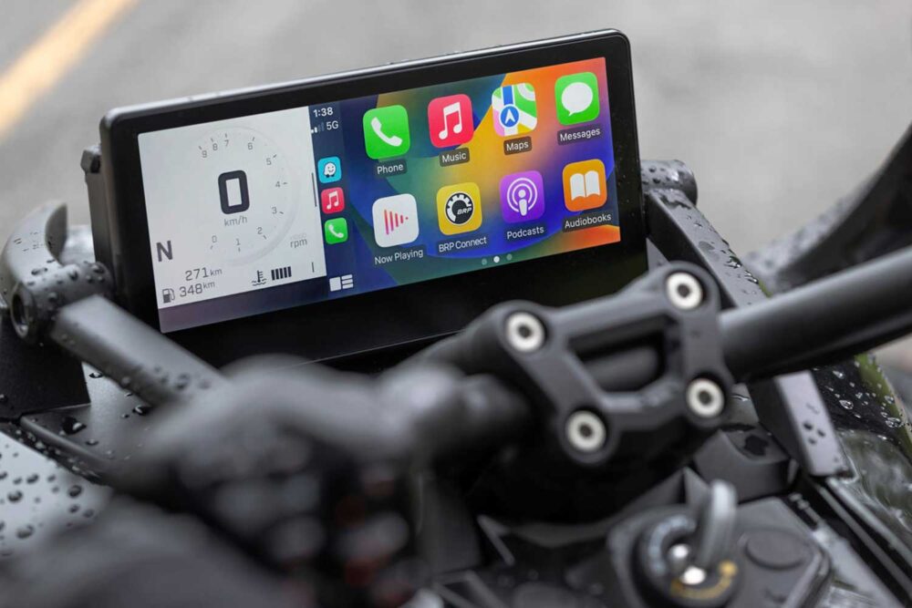 Win Can-Am Spyder F3-S + 500 Instant Prizes - Image 3