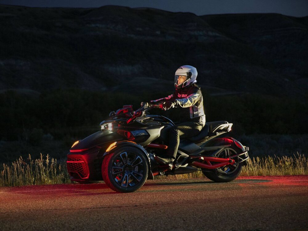 Win Can-Am Spyder F3-S + 500 Instant Prizes - Image 11